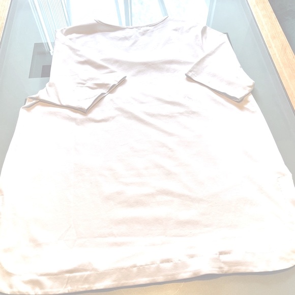 CÉLFIE in black beaded letters on white t-shirt Top - white stretchy fabric - Picture 12 of 14